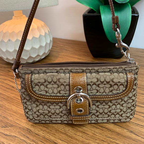 Coach - Purse - Picture 1 of 11